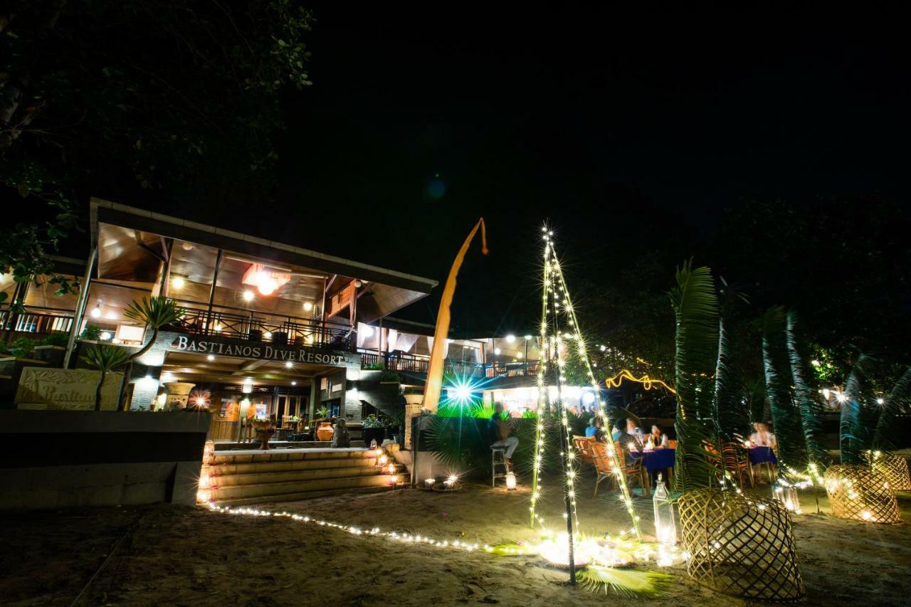 Bastianos Bunaken Dive Resort Exteriör bild